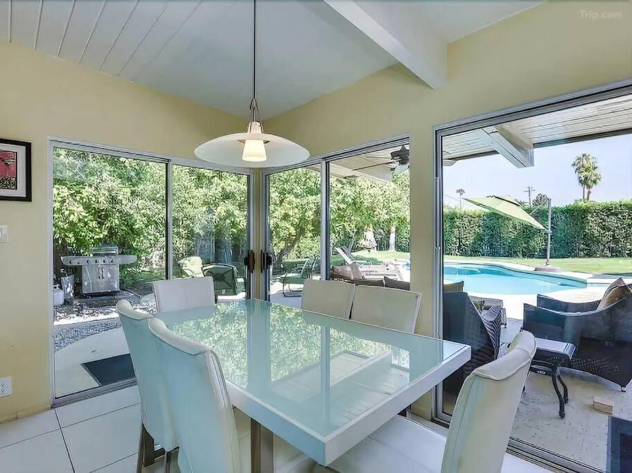 Serene 4 Bed 3 Bath Heated Pool Natural Backyard Heart Of Palm Springs Eksteriør bilde